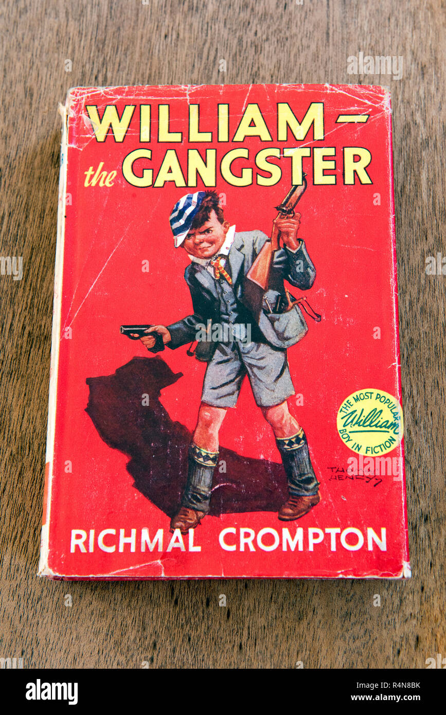 William der Gangster von richmal Crompton 1955 Hardcover edition Teil der Nur William Sammlung. Nur für den redaktionellen Gebrauch bestimmt. Stockfoto