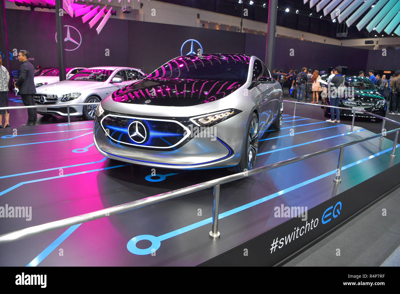Nonthaburi, Thailand. 28. Nov 2018. Mercedes-Benz Concept EQA Auto auf Anzeige an der 35th Thailand International Motor Expo am 28. November 2018 in Nonthaburi, Thailand. Credit: chatchai Somwat/Alamy leben Nachrichten Stockfoto