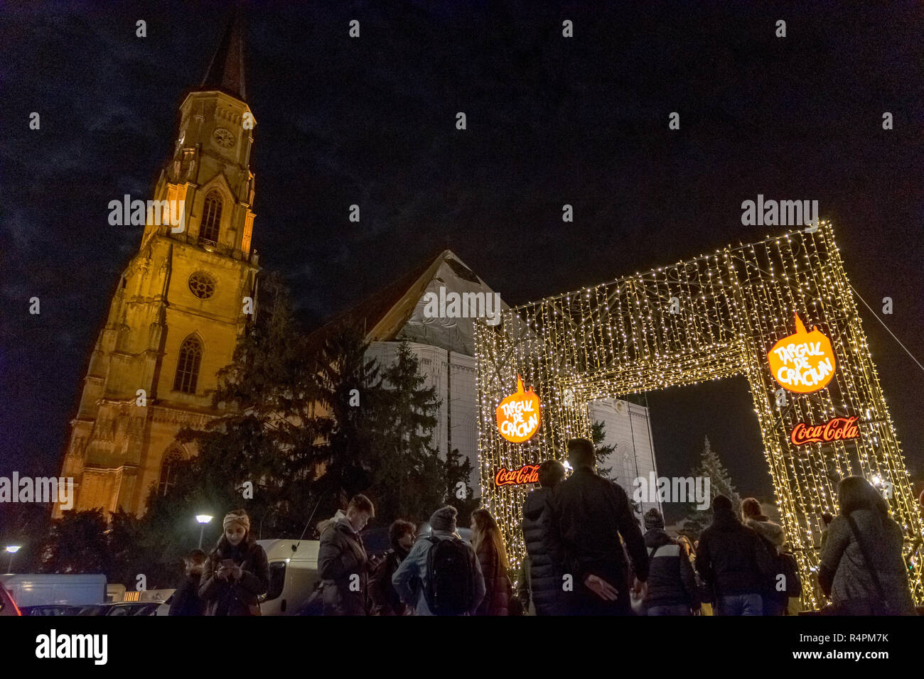 CLUJ-NAPOCA, Rumänien - November 23, 2018: Weihnachtsmarkt in der Unirii Platz, Siebenbürgen, Rumänien. Stockfoto