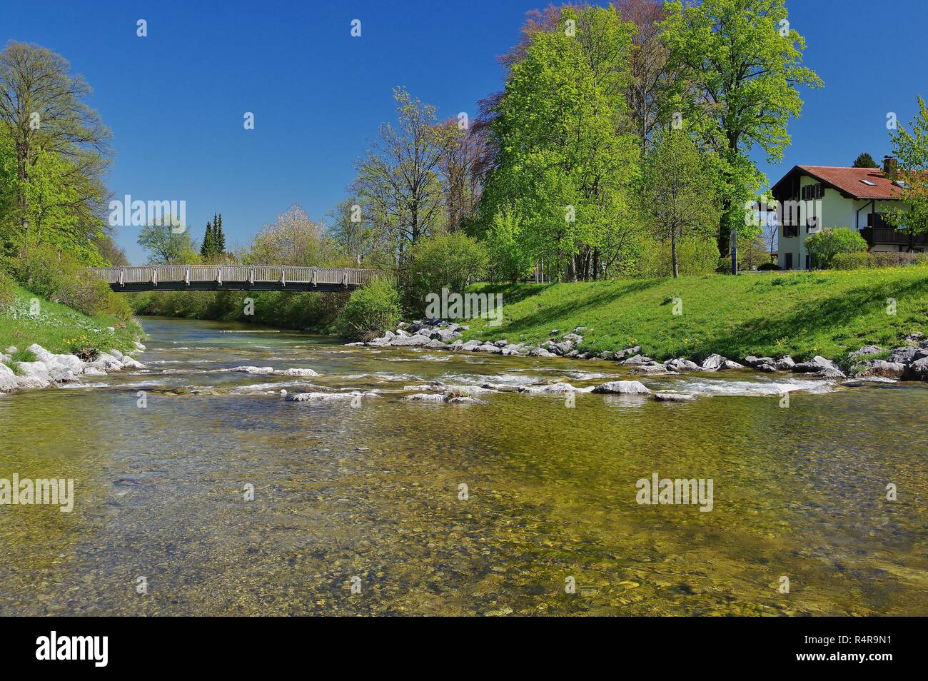 Ansicht der Prien in Aschau im Chiemgau, Oberbayern, Süddeutschland Stockfoto