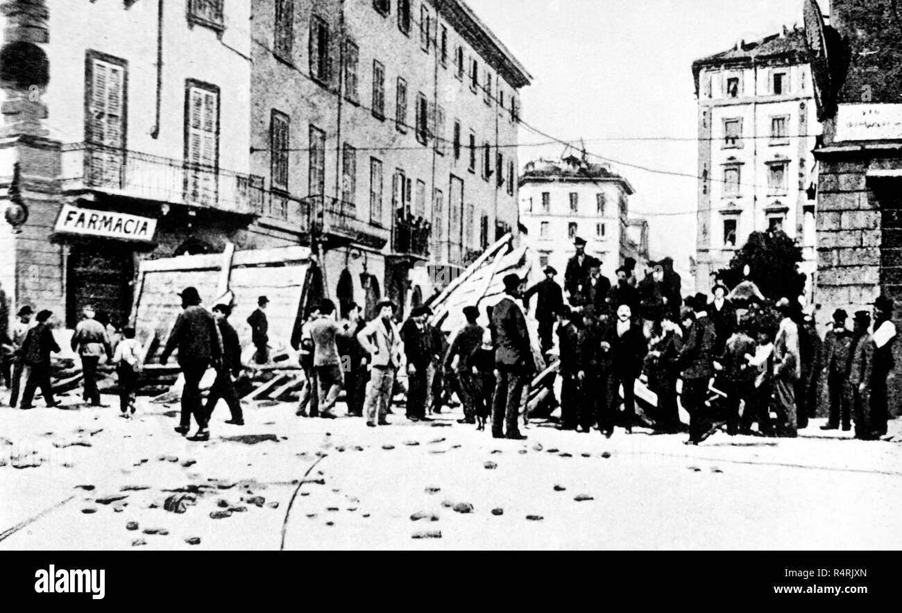 Die barrikaden der Revolte vor der Unterdrückung der allgemeinen Fiorenzo bava beccaris, Mailand, 1898 Stockfoto