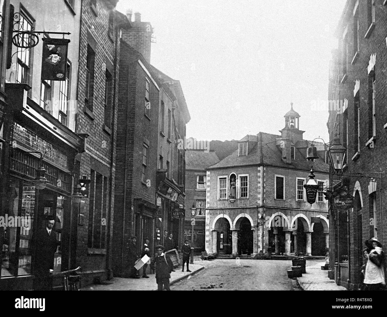 Long Street und Town Hall, Dursley Anfang der 1900er Jahre Stockfoto