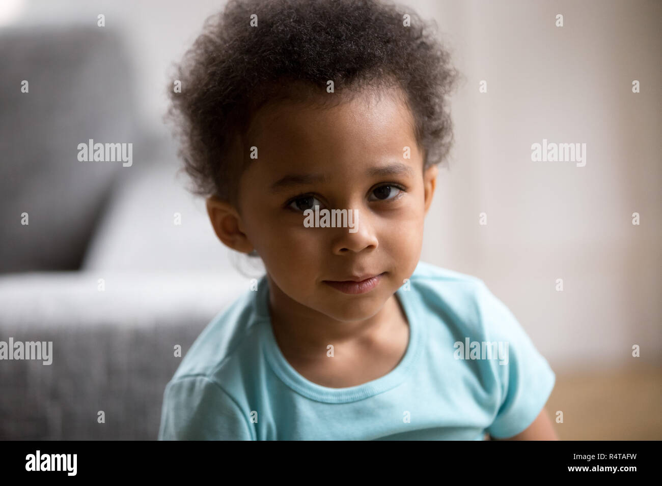 Kopf geschossen Portrait toddler Afrikanische amerikanische Kind Stockfoto