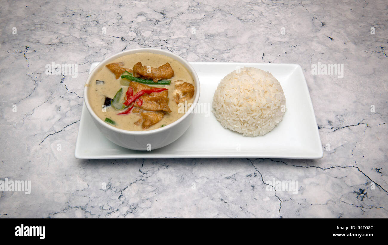 Orientalisches Essen, Gemüse & tofu Thailändisches Grünes Curry Stockfoto