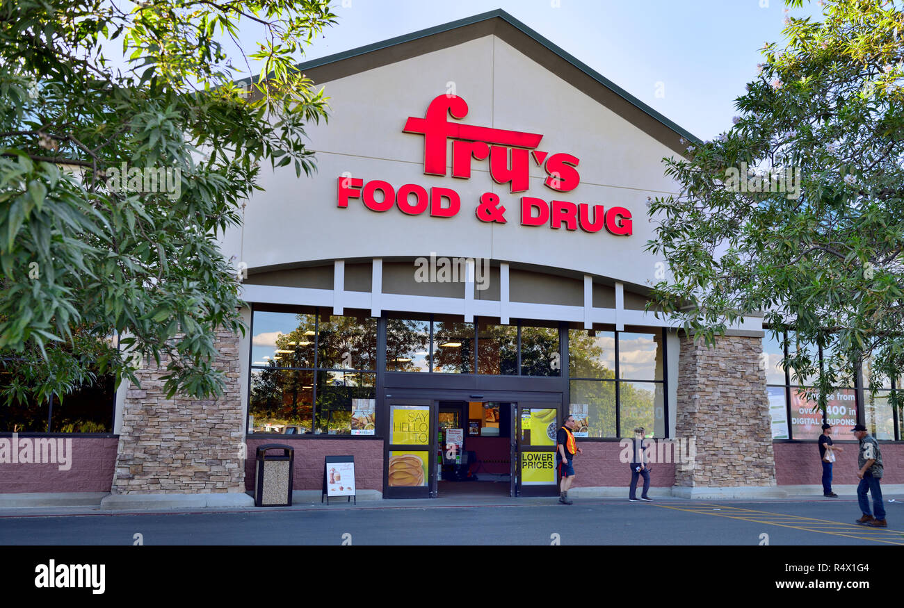 Außerhalb von Fry's Food und Drug Store in Arizona, USA Stockfoto