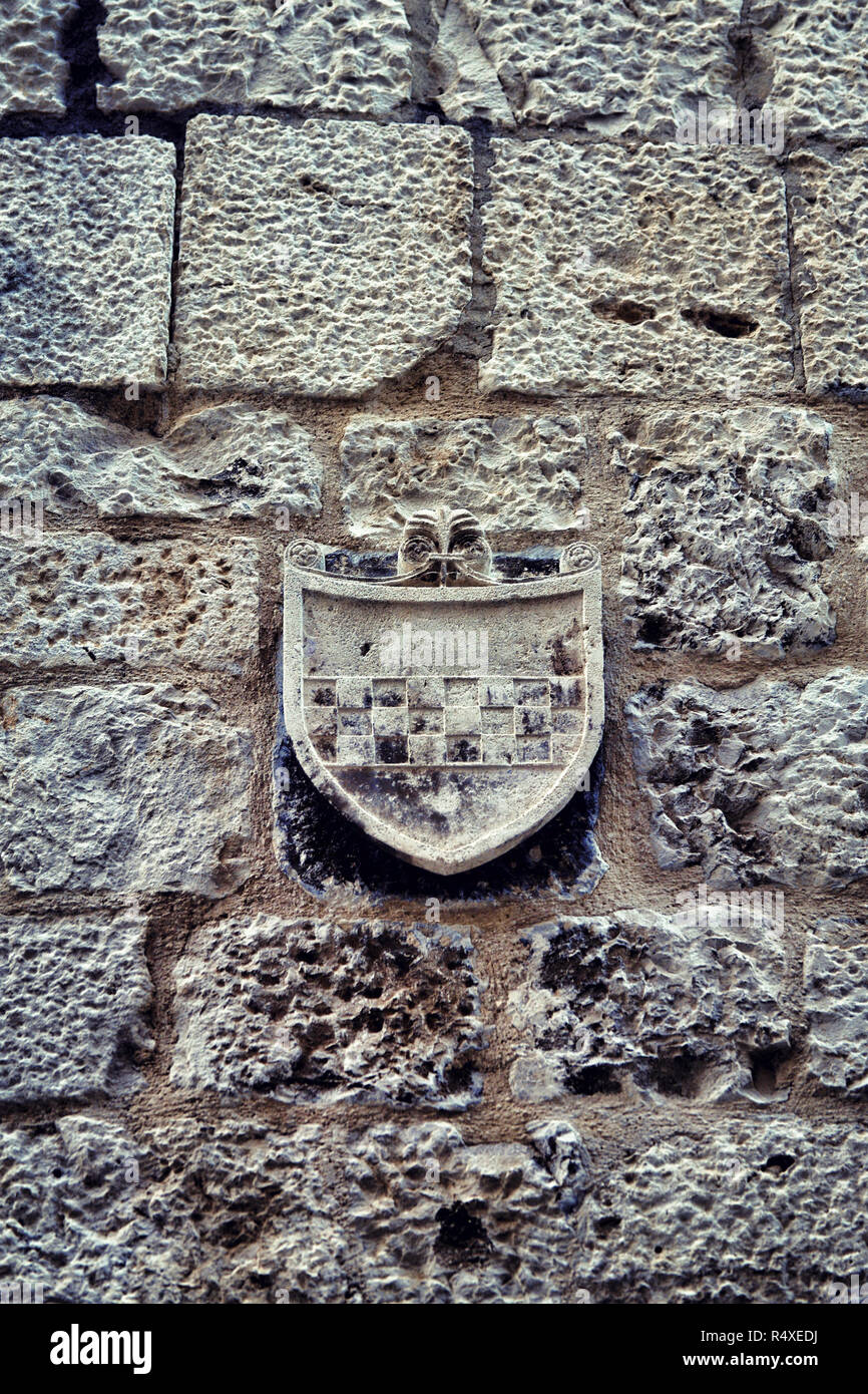 Wappen von Kroatien in Stein Stockfoto