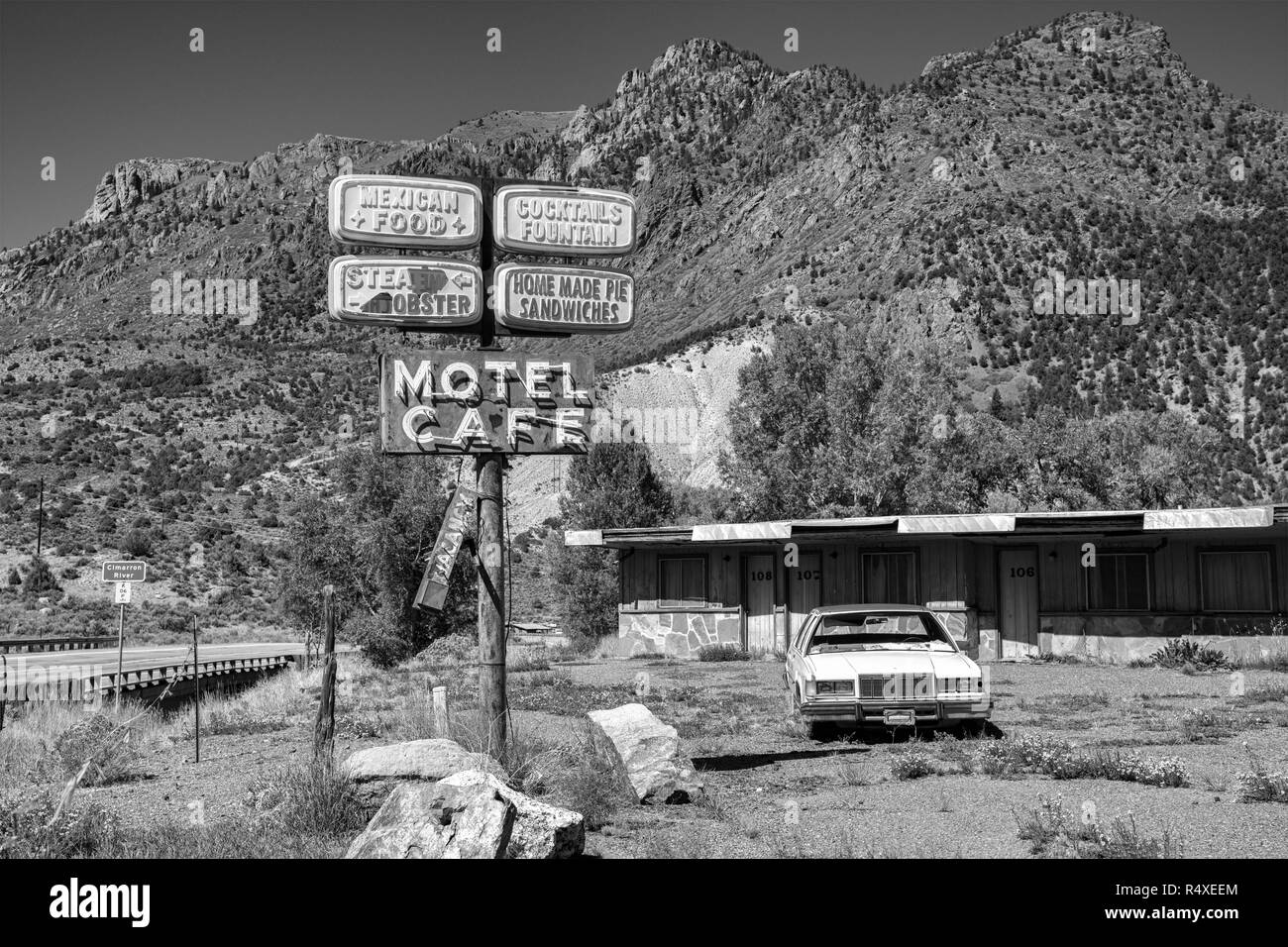North America, American, USA, Südwesten, Cimarron, verlassenen Motel am Highway 50 Stockfoto