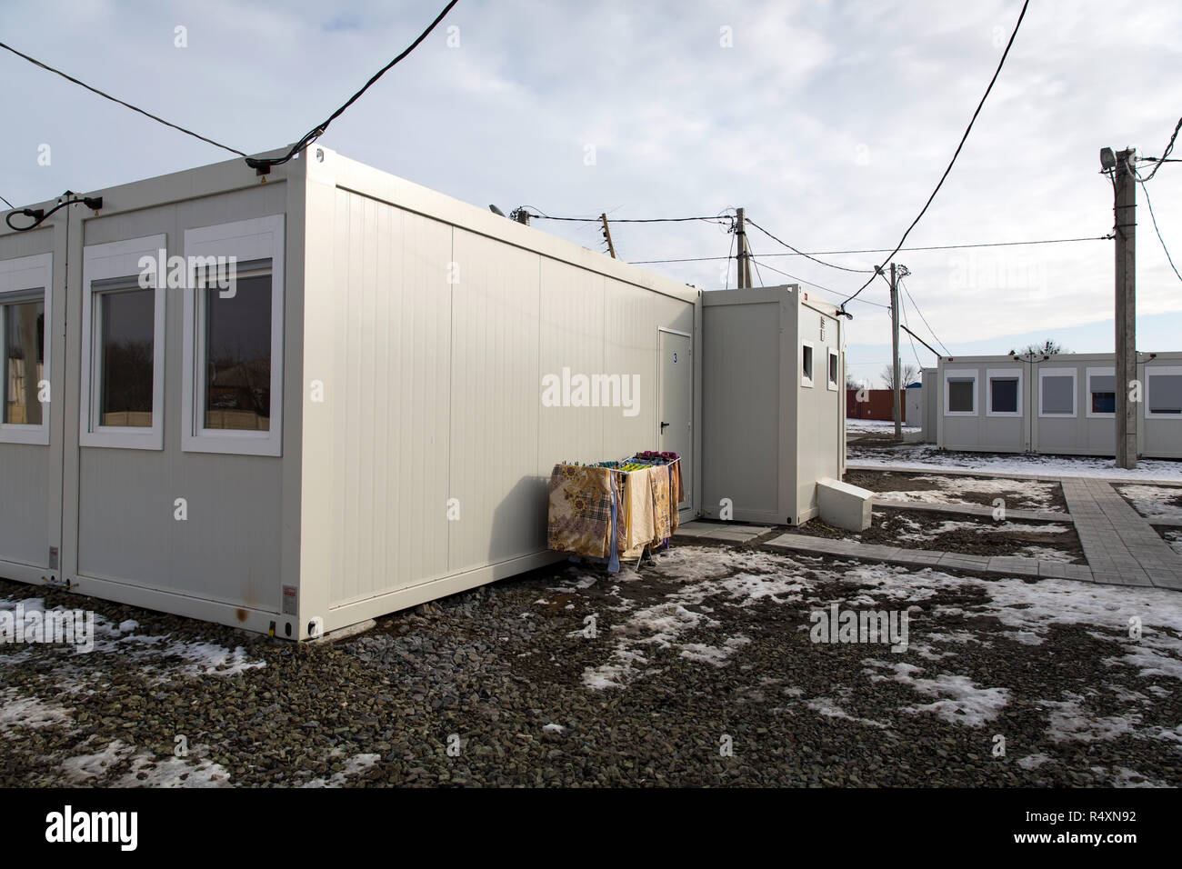 Ein Flüchtlingslager an der Pisa Flughafen, wo Flüchtlinge aus der separatistischen Gebiet im Osten der Ukraine untergebracht sind. Stockfoto