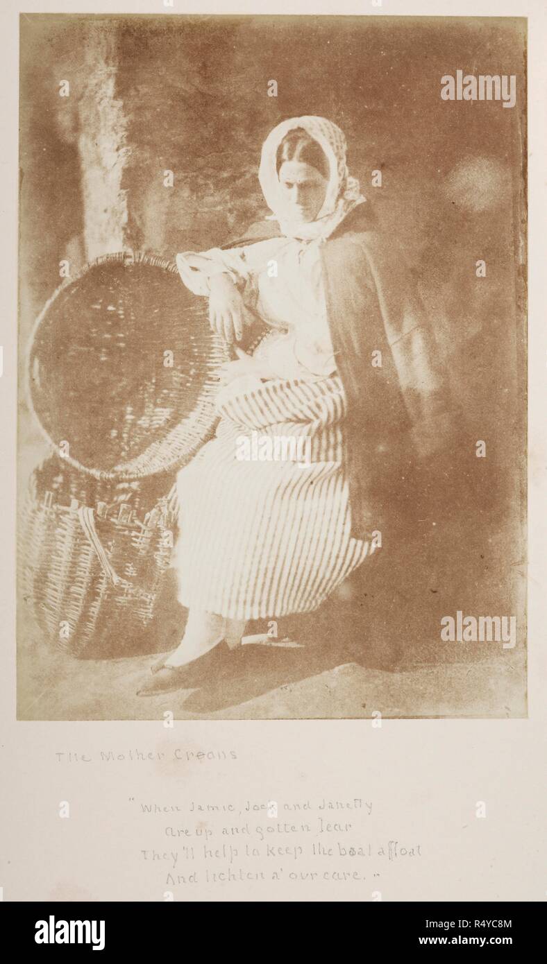 Elizabeth Johnston, Newhaven. In voller Länge Porträt Der fischerin Elizabeth Johnston, sitzt auf der Suche nach unten mit einem nachdenklichen Ausdruck, ihren rechten Arm ruht auf einer Anordnung von zwei wicker Fisch Körbe. Hundert Calotype Skizzen. Edinburgh. Ab einem Volumen von calotype Bilder und Porträts. Frühen fotografischen Technik namens auch Talbotypie. Dating von 1849. David Octavius Hill und Robert Adamson. Quelle: C 128. k.10 87. Stockfoto