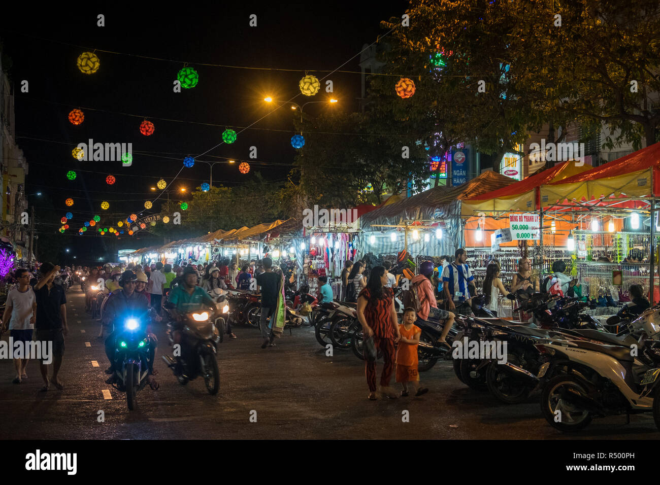 Nachtzeit auf dem Can Tho Markt, Vietnam Stockfoto