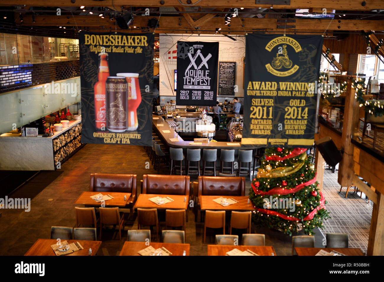 Leeren Restaurant Bar und Brauerei in Amsterdam Sudhaus Restaurant Harbourfront Toronto Stockfoto