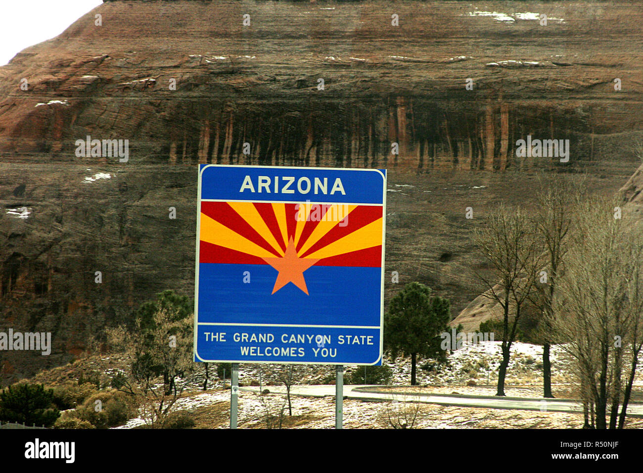 Schild „Arizona - The Grand Canyon State welcomes you“ auf der Interstate 40, USA Stockfoto