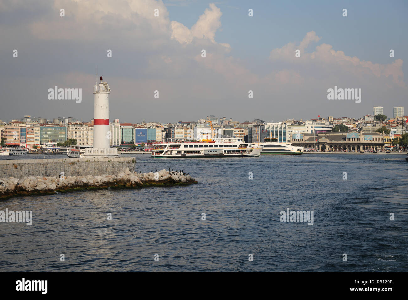 ISTANBUL, Türkei - 28. JULI 2018: die Allgemeine Ansicht von Kadiköy Bezirk in Istanbul Stockfoto