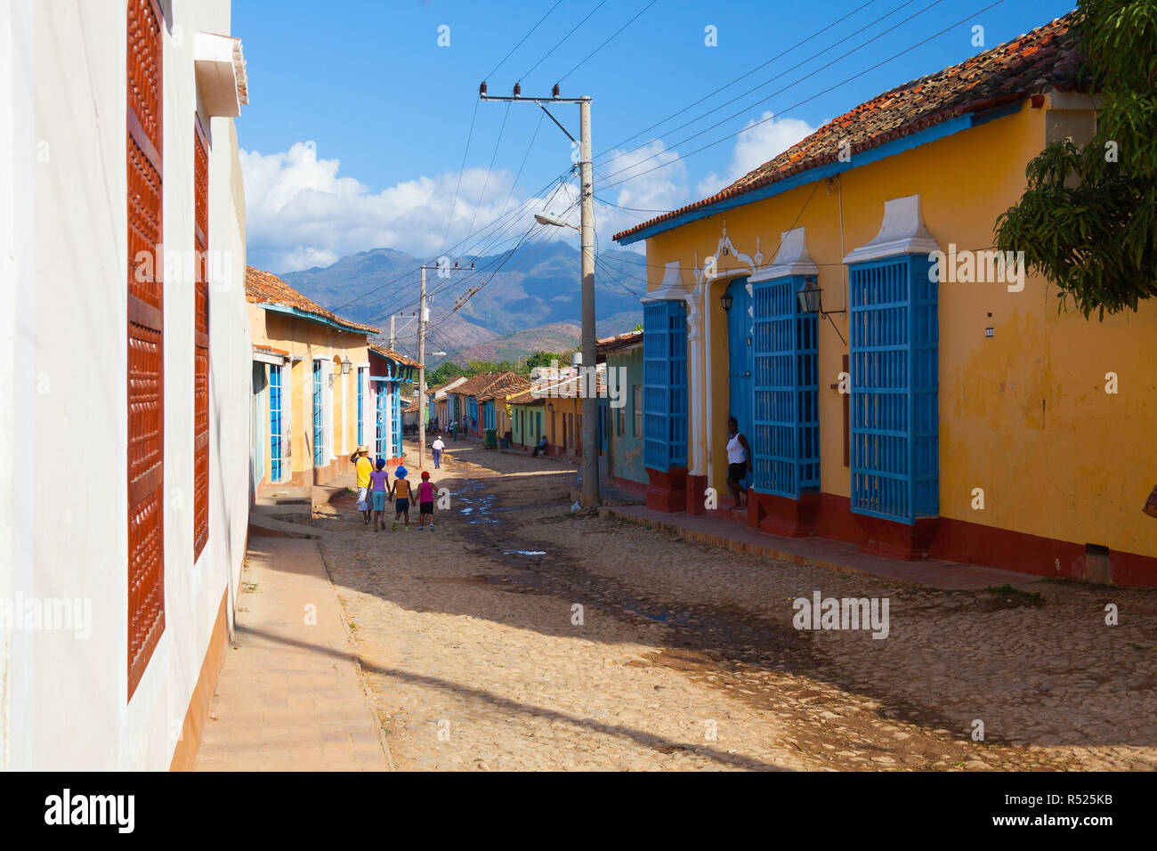 Trinidad, Kuba - 29. Januar 2017: die typischen alten kolonialen Straße in Trinidad, Kuba. (UNESCO Weltkulturerbe) Stockfoto