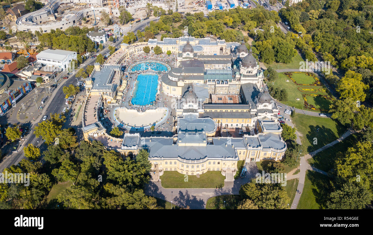 Széchenyi Thermalbad oder Széchenyi Gyógyfürdő és Uszoda, Budapest, Ungarn Stockfoto