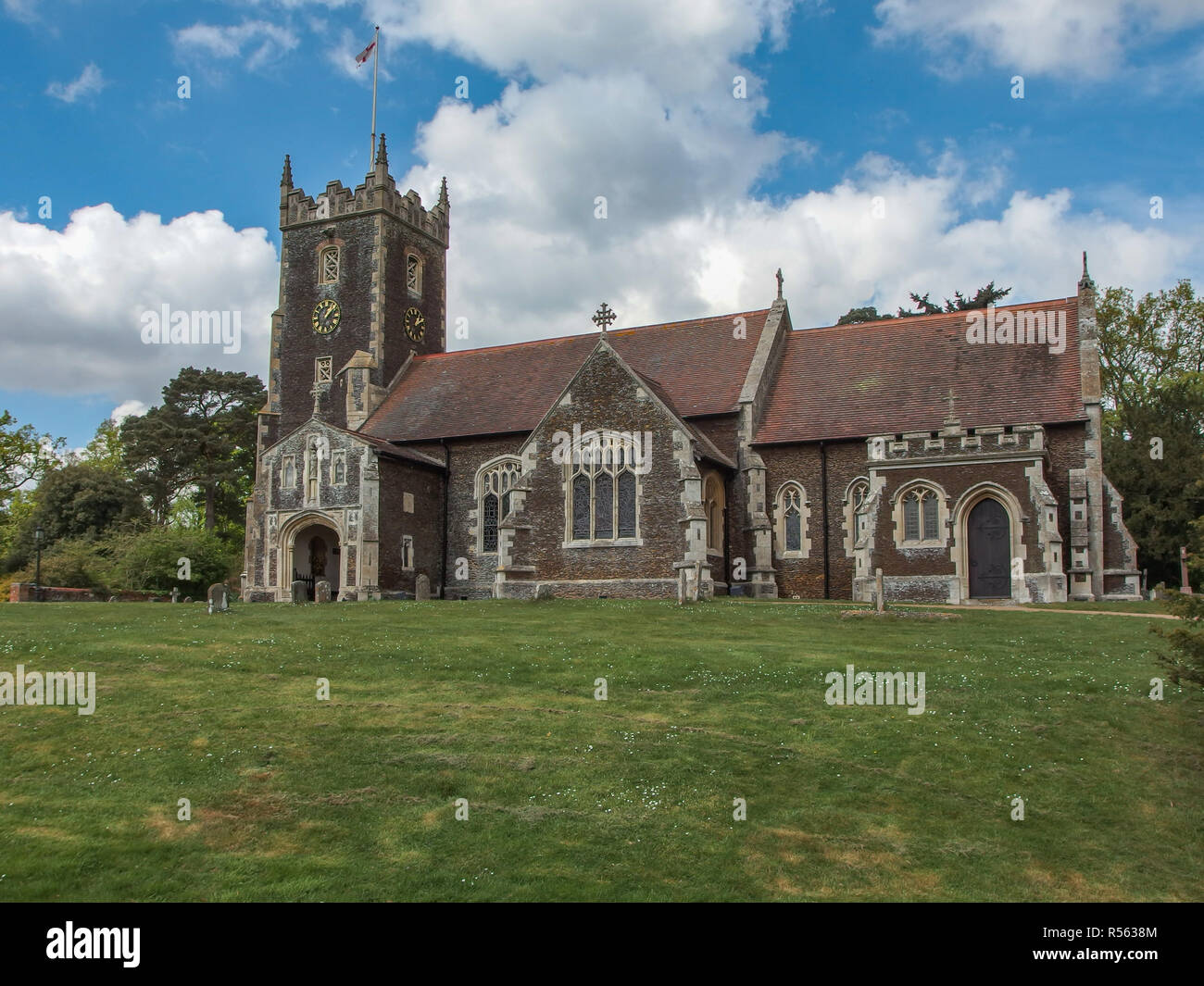 Sandringham, Norfolk, Großbritannien - 26 April 2014: vollständige Ansicht der Maria Magdalena Kirche auf dem Sandringham Estate in Nolfolk. Stockfoto