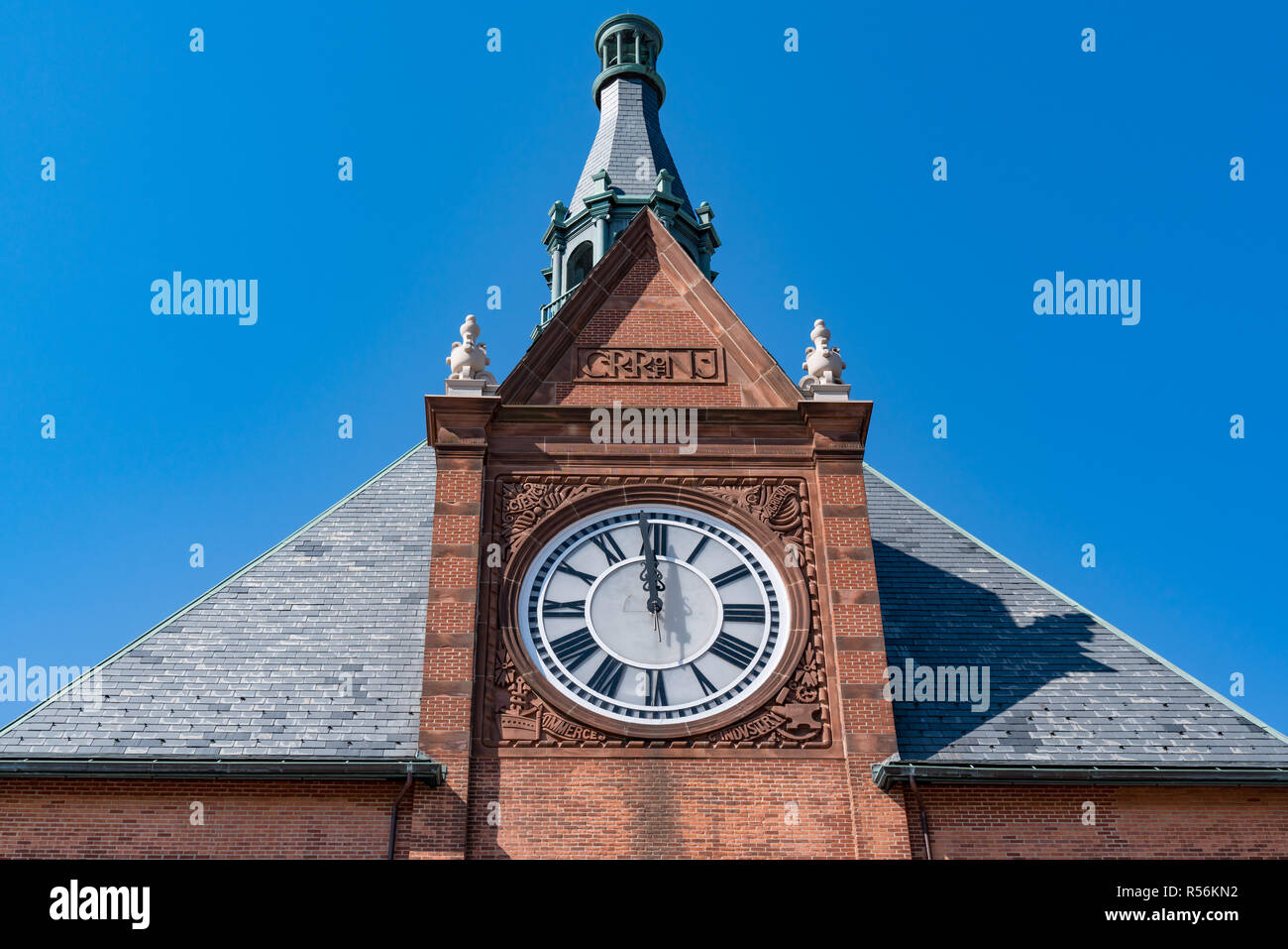 JERSEY CITY, NJ - 29. SEPTEMBER 2018: Clock Tower der Central Railroad von New Jersey Terminal in Liberty State Park Stockfoto