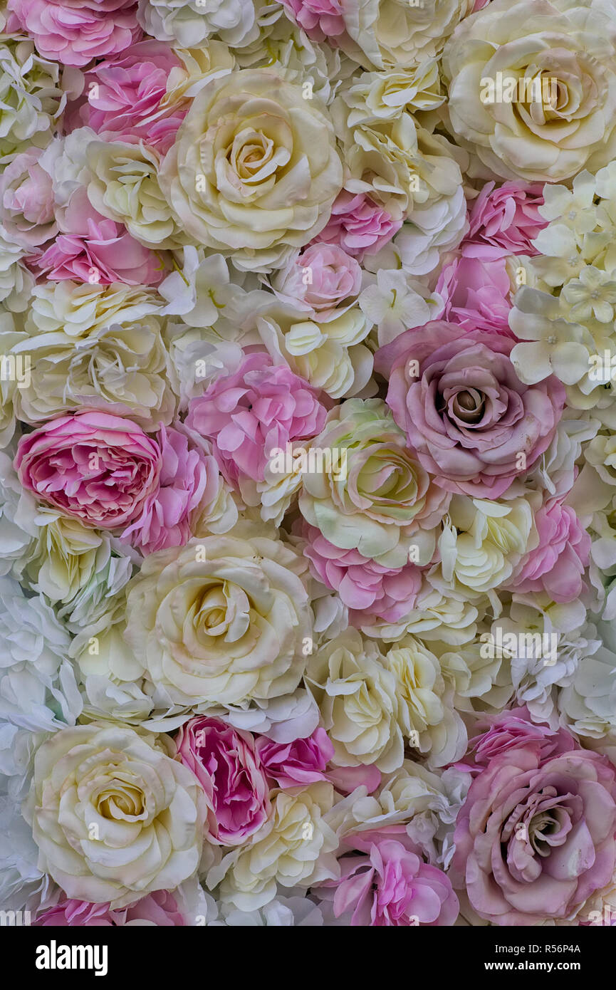 Wedding Bouquet von rosa- und cremefarbenen Blüten Stockfoto