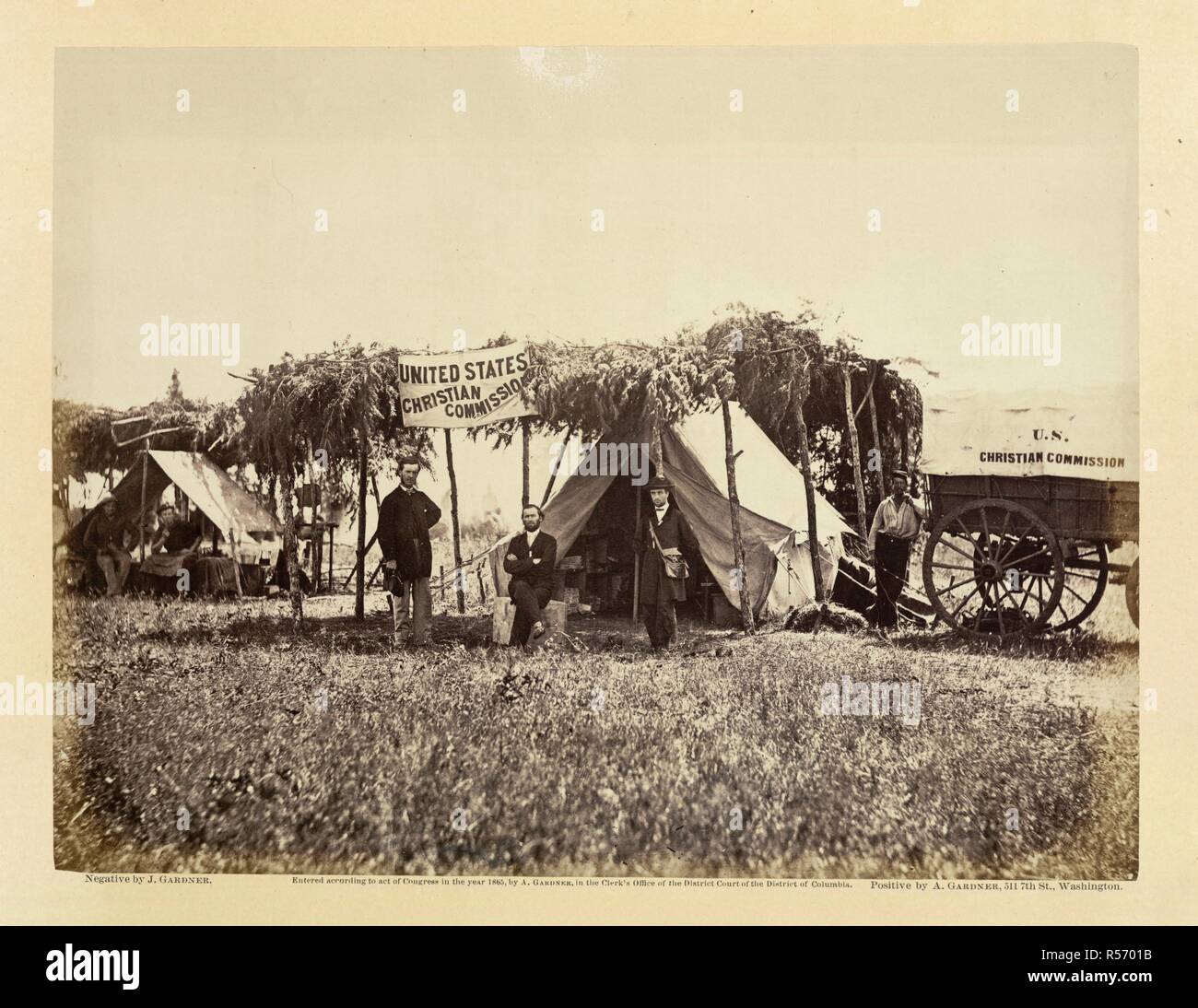 Zentrale. G. in der Fotografischen Skizzenbuch des Krieges. Washington, [1865]. Hauptquartier Generalmajor George G. Meade, während der Schlacht von Gettysburg. (Juli 1863) Foto: Eiweiß. Die Worte "United States Christian Kommission" können auf einen Banner und die Decke des Wagens zu sehen. Bild von fotografischen Skizze G.'s Buch Der Krieg genommen. Ursprünglich veröffentlicht in Washington produziert, [1865]. . Quelle: 1784. a. 13. Sprache: Englisch. Autor: GARDNER, Alexander. O'Sullivan, Timothy H. Stockfoto