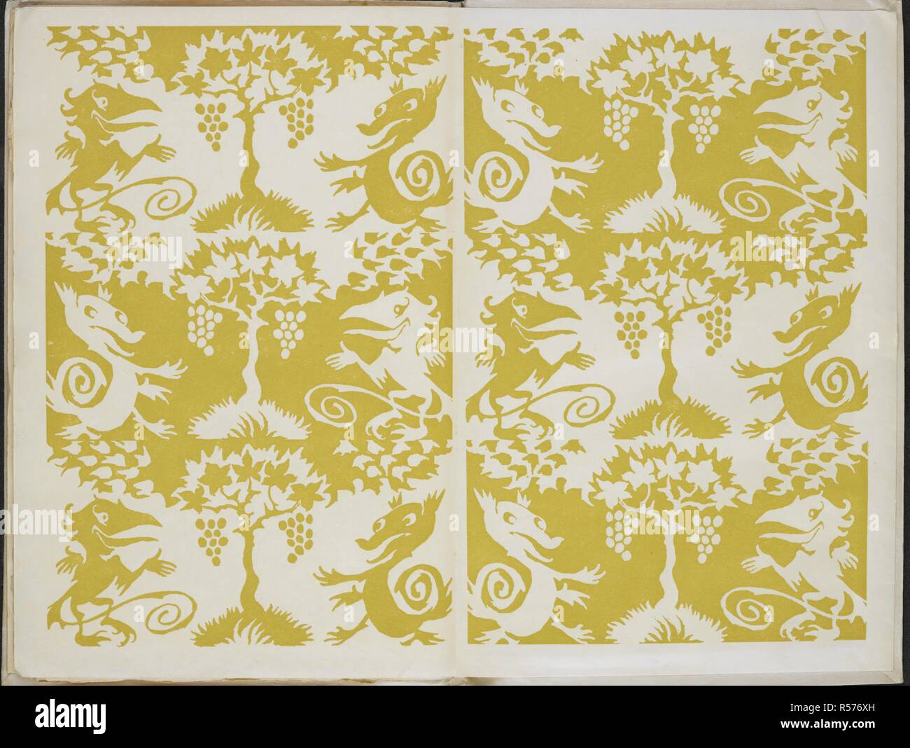 Dekorative innerhalb der Abdeckung mit mythischen Kreaturen und Bäumen. Goblin Market... Mit Ill. von Arthur Rackham. London: G.G.Harrap & Co., 1933. Quelle: 11643.cc.64 Innerhalb der Abdeckung. Stockfoto