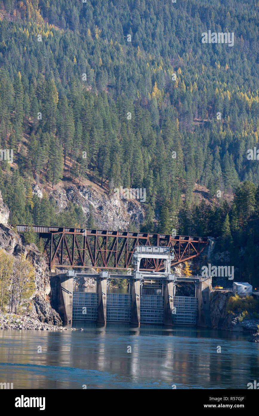 Box Canyon Dam und railroad Braut, Pend Oreille River, Washington. Stockfoto