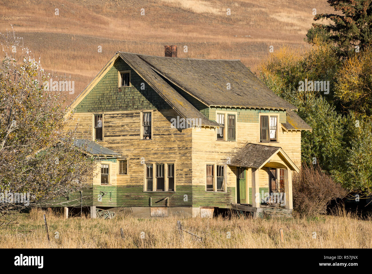 Altes Haus, Okanogan Highlands, Washington. Stockfoto