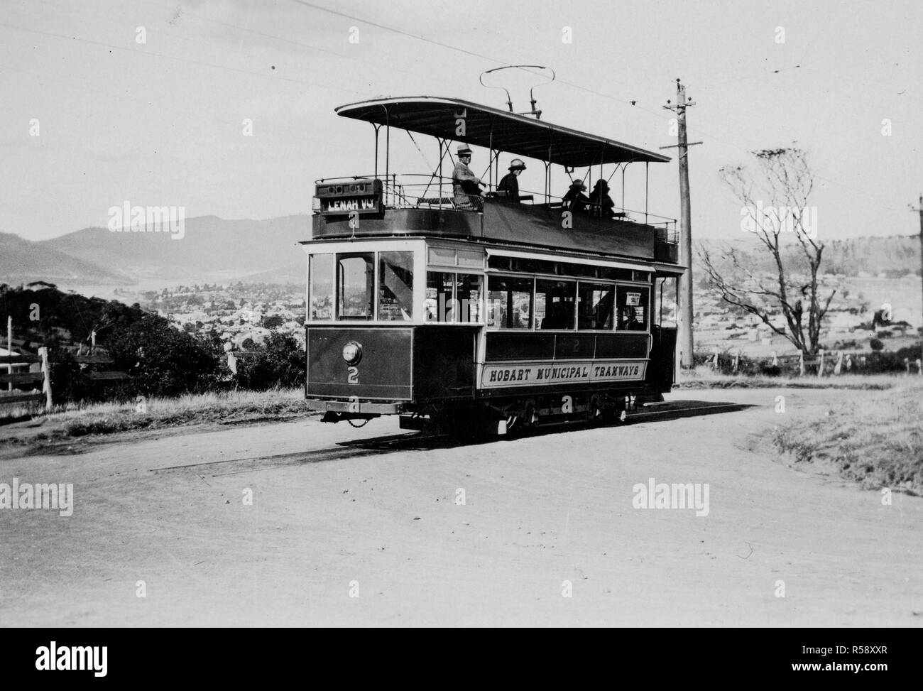 Tram-Lenah Valley line, Nr. 2 Double Decker (C 1920) - Obligatorische Photo Credit: TAHO Stockfoto