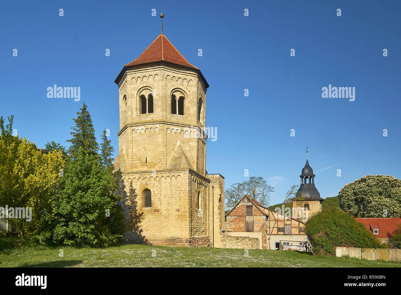 Turm der Klosterkirche Göllingen, Kyffhäuserkreis, Thüringen, Deutschland Stockfoto