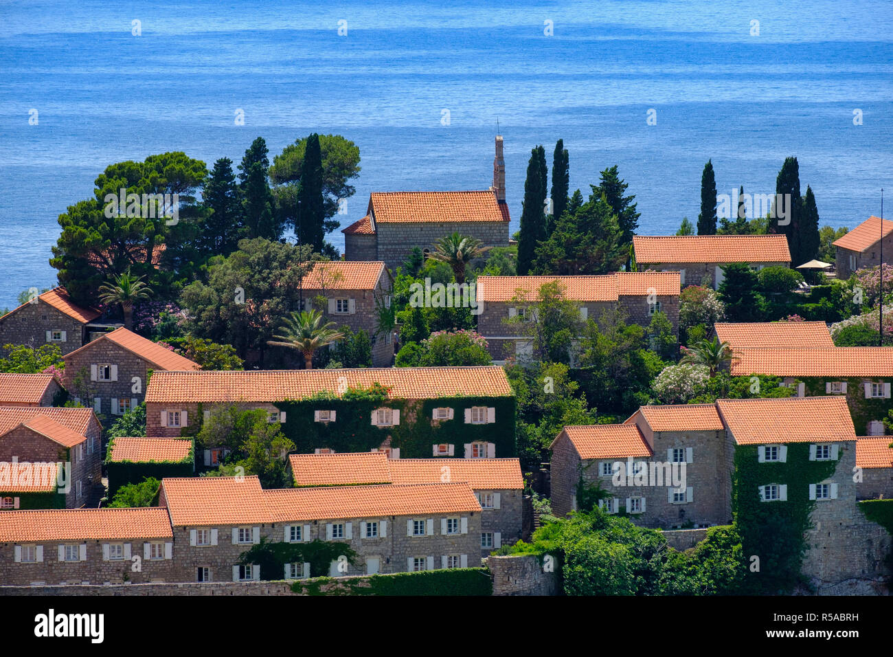 Insel Sveti Stefan, in der Nähe von Budva, Adria, Montenegro Stockfoto