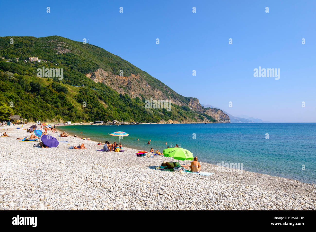 Strand Jaz, in der Nähe von Budva, Adria, Montenegro Stockfoto