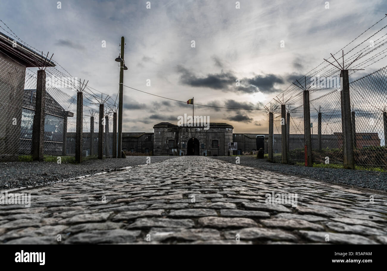 Das Eingangstor des Breendonk Gefangenenlager Stockfoto