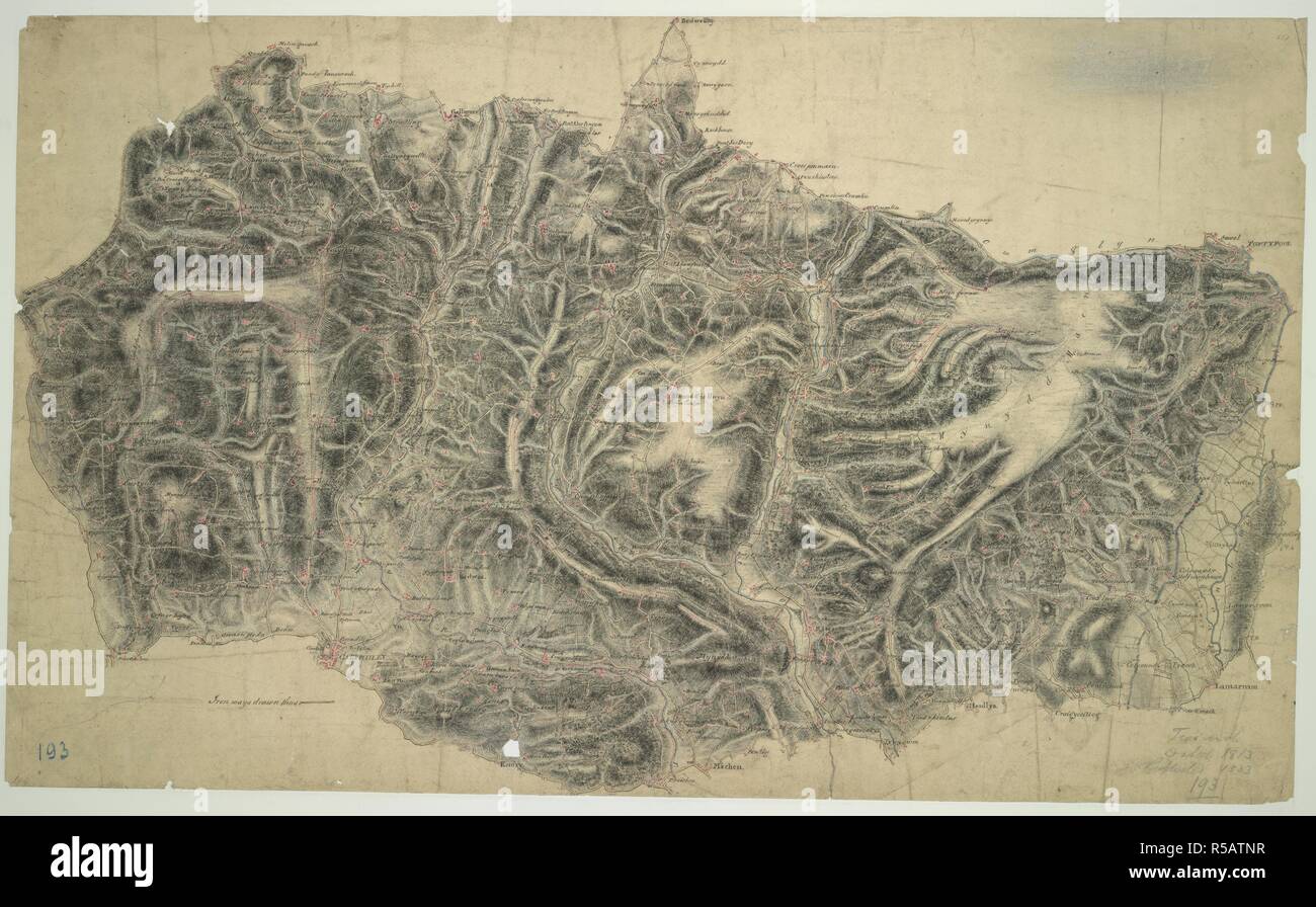 Bedwas. Bedwas war einer der ersten industriellen Städte in Wales. Die Umgebung ist reich an Kohle, Eisenerz und Kalkstein Ablagerungen. Diese sind auf dem Plan durch parallele Linien in gelb Ocker hervorgehoben angezeigt. 1813. Bleistift und Tusche auf Papier. Quelle: OSD 193. Stockfoto