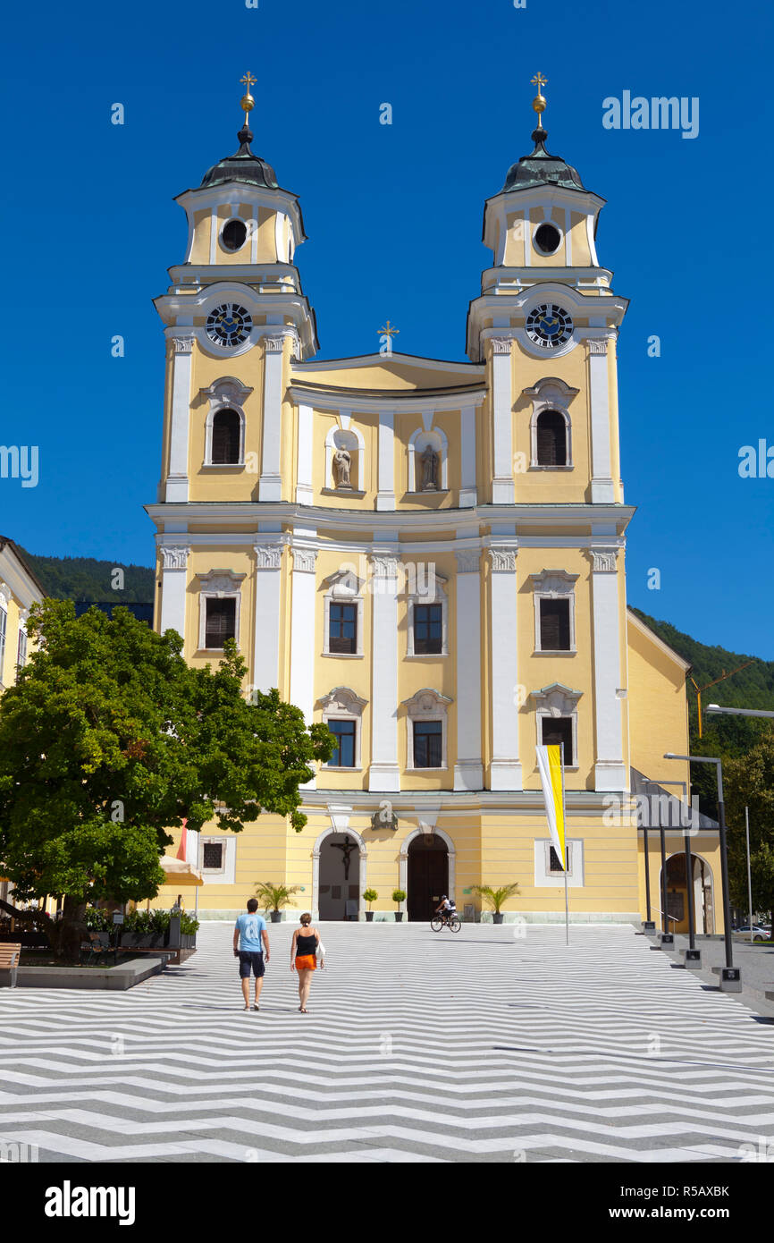 Mondsee Abbey, Marktplatz, Mondsee, Mondsee, Oberosterreich, Oberösterreich, Österreich Stockfoto