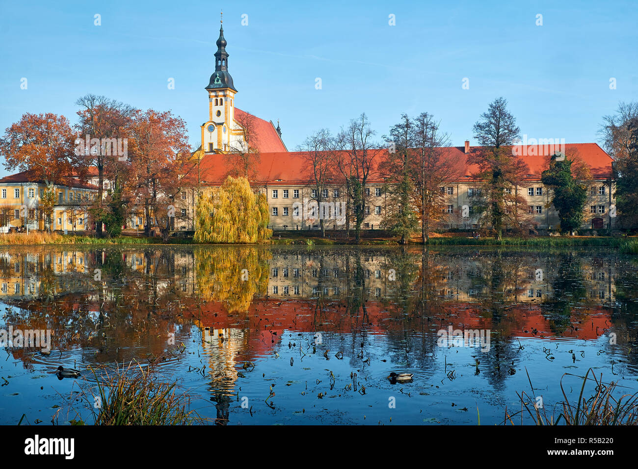 Neuzelle von oben - KLoster Neuzelle in Neuzelle im Bundesland Brandenburg