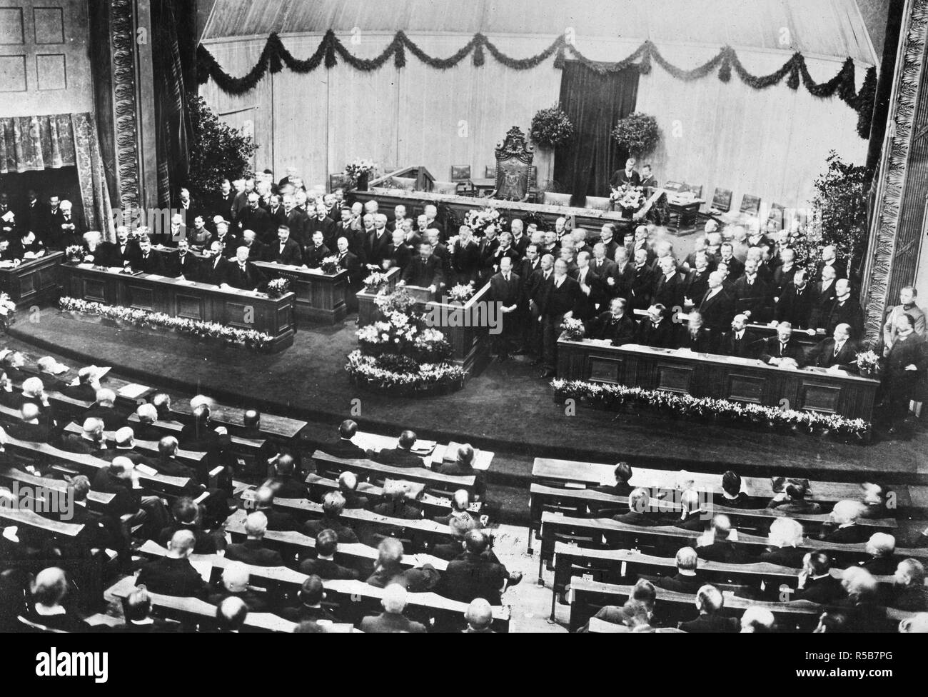 Weimar republik Fotos und Bildmaterial in hoher Auflösung Alamy