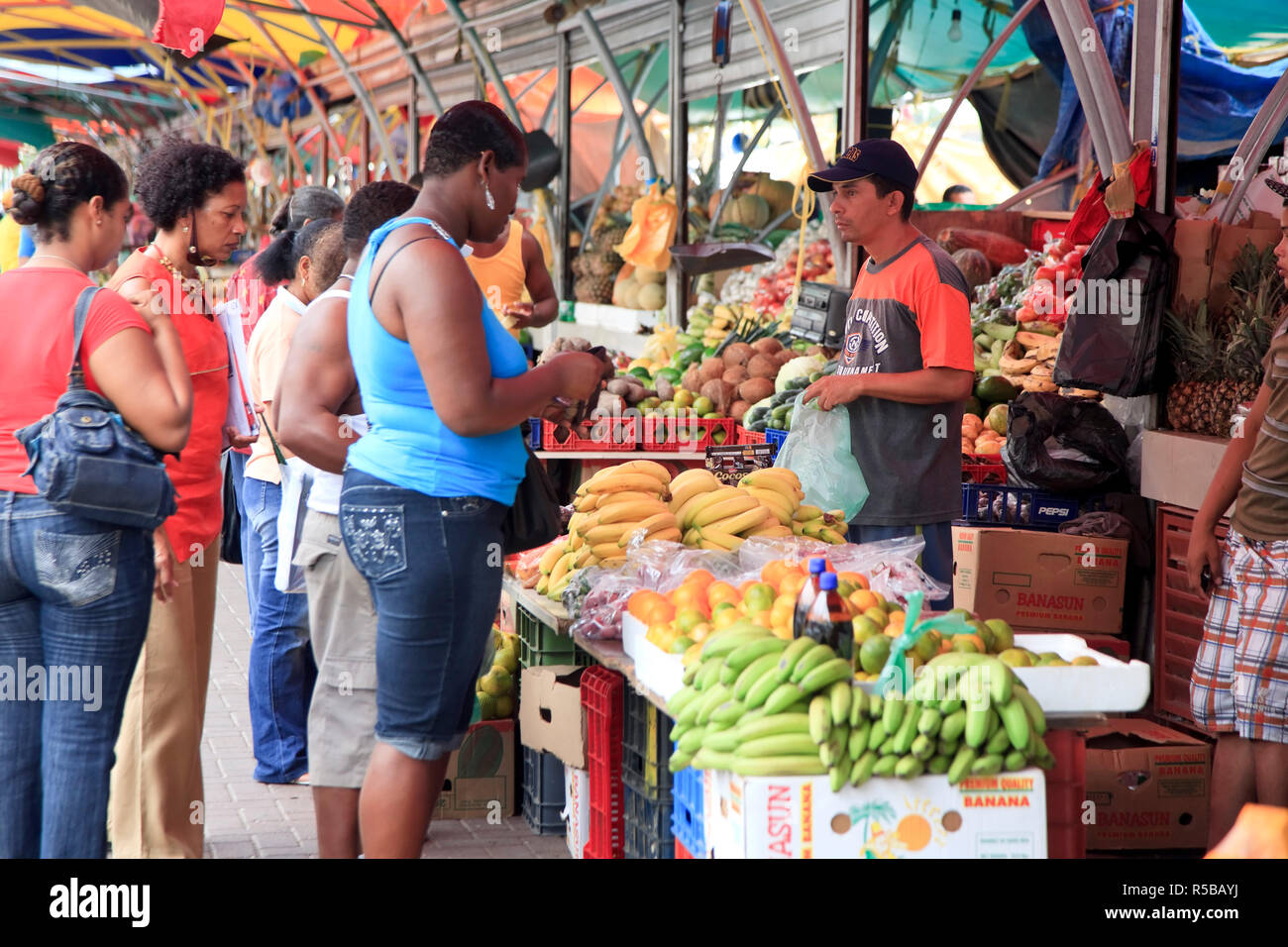 Karibik, Niederländische Antillen, Curacao, Willemstad (UNESCO-Weltkulturerbe), Punda, Traditioneller Markt Stockfoto