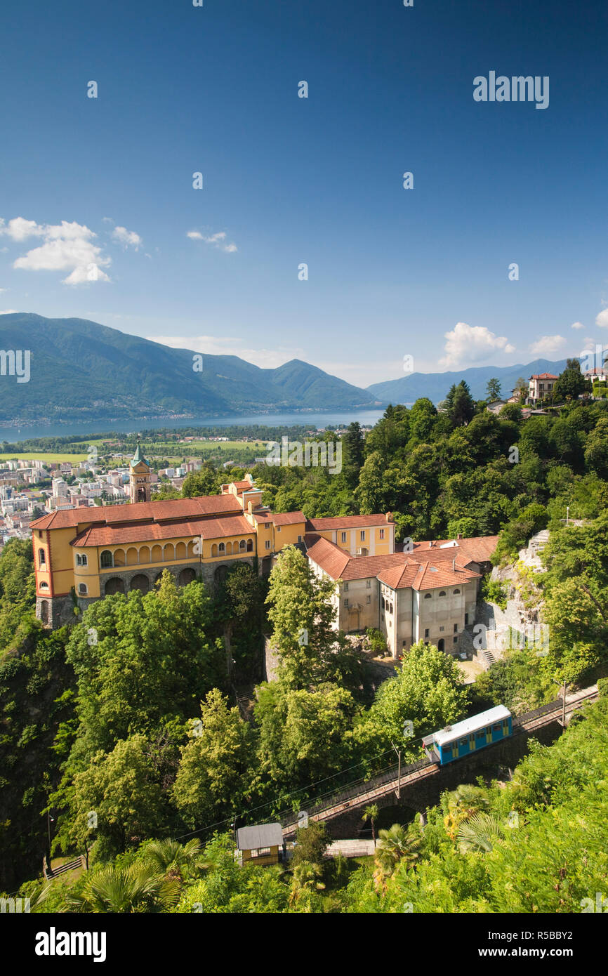 Schweiz, Ticino, Lago Maggiore, Locarno, Kirche der Madonna del Sasso Stockfoto