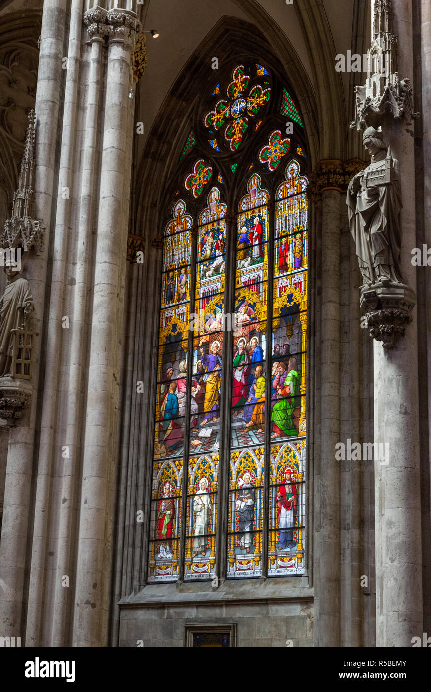 Köln, Deutschland. Glasfenster in der Kathedrale von Köln, 1870. Stockfoto