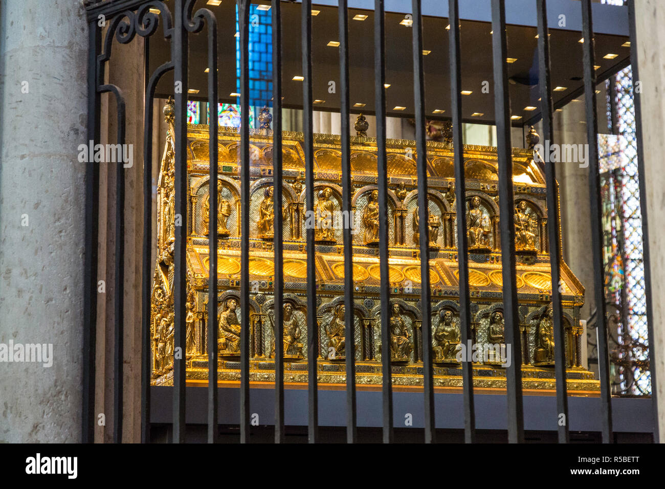 Köln, Deutschland. Schrein und Reliquienschrein der Heiligen Drei Könige, 12. und 13. Jahrhunderts, in der Kathedrale von Köln. Stockfoto