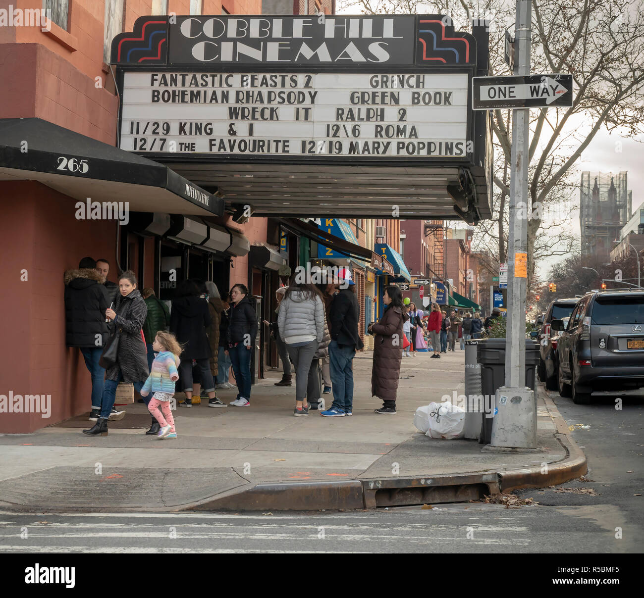 Die "Fünf-plex" unabhängig voneinander betrieben Cobble Hill Kinos in der Cobble Hill Viertel von Brooklyn in New York am Sonntag, den 25. November 2018. (Â© Richard B. Levine) Stockfoto