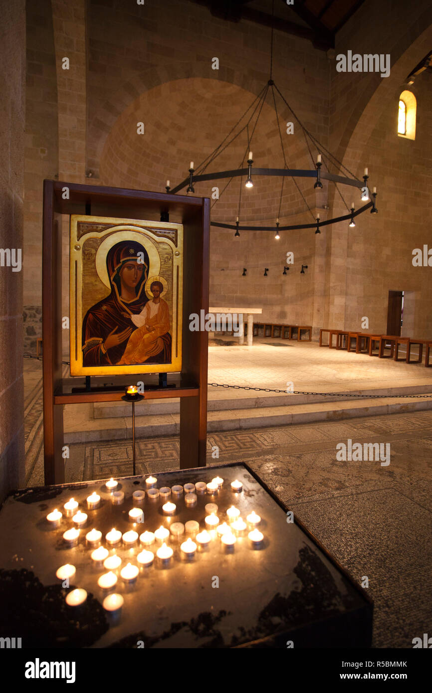 Benediktiner-Kirche von der Vermehrung der Brote und der Fische, religiöse Kunst, Tabgha, The Galilee, Israel Stockfoto