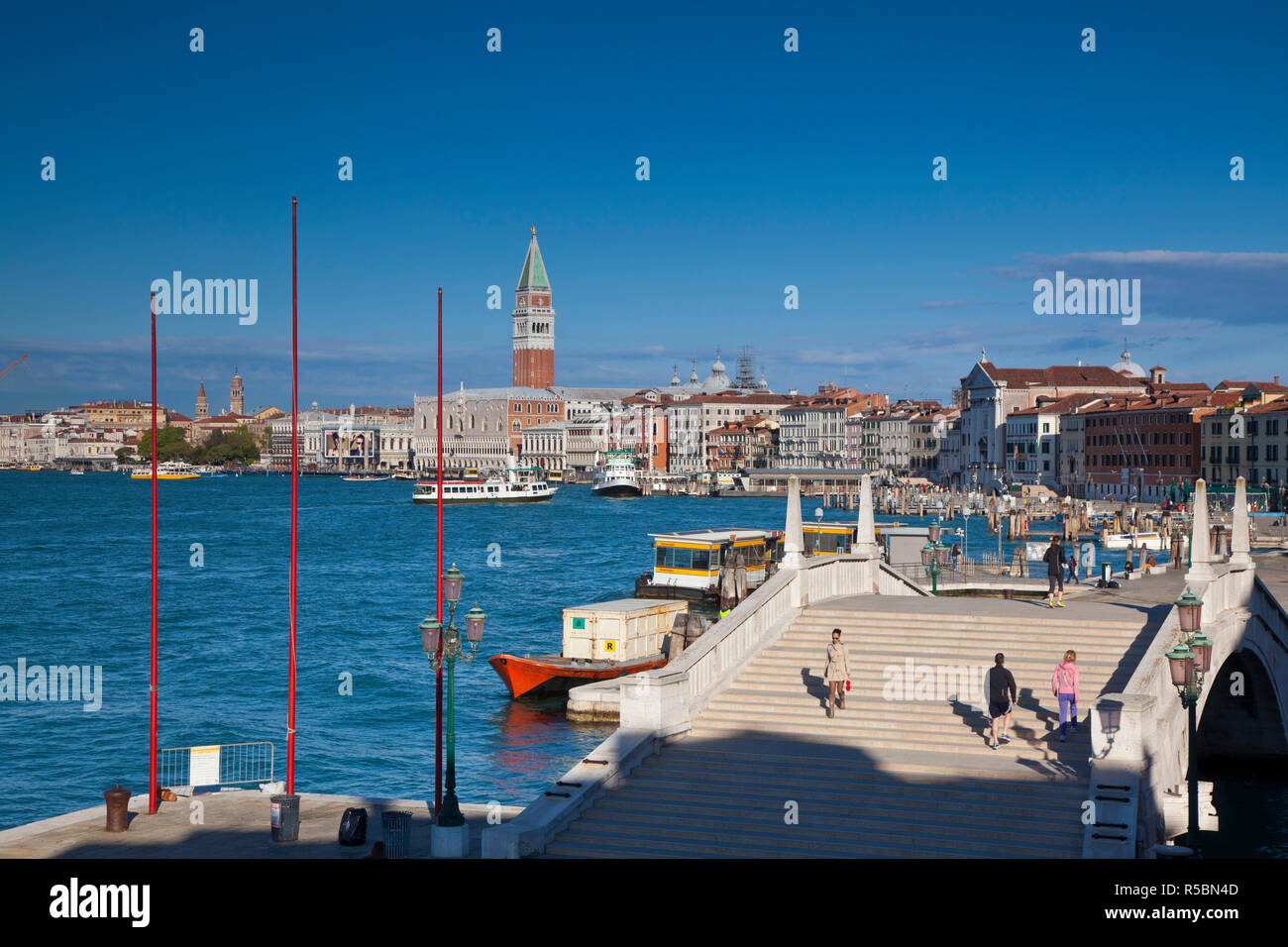 Riva degli Schiavoni & Bacino di San Marco, Venedig, Italien Stockfoto