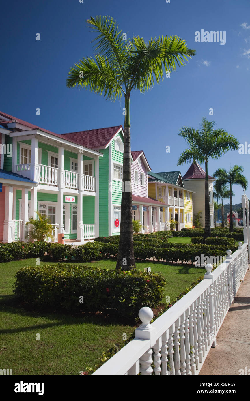 Dominikanische Republik, Samana Halbinsel Samana, Feriendorf am Malecon, Avenida la Marina Stockfoto