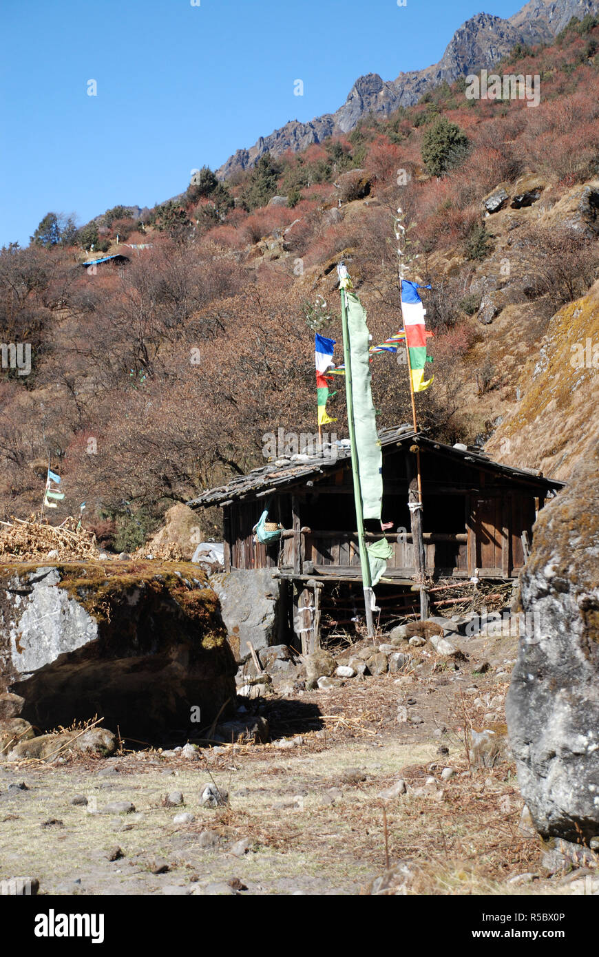 Der Sherpa Dorf Thudam in der Nähe der Lumba Sumba La Pass im östlichen Nepal Stockfoto