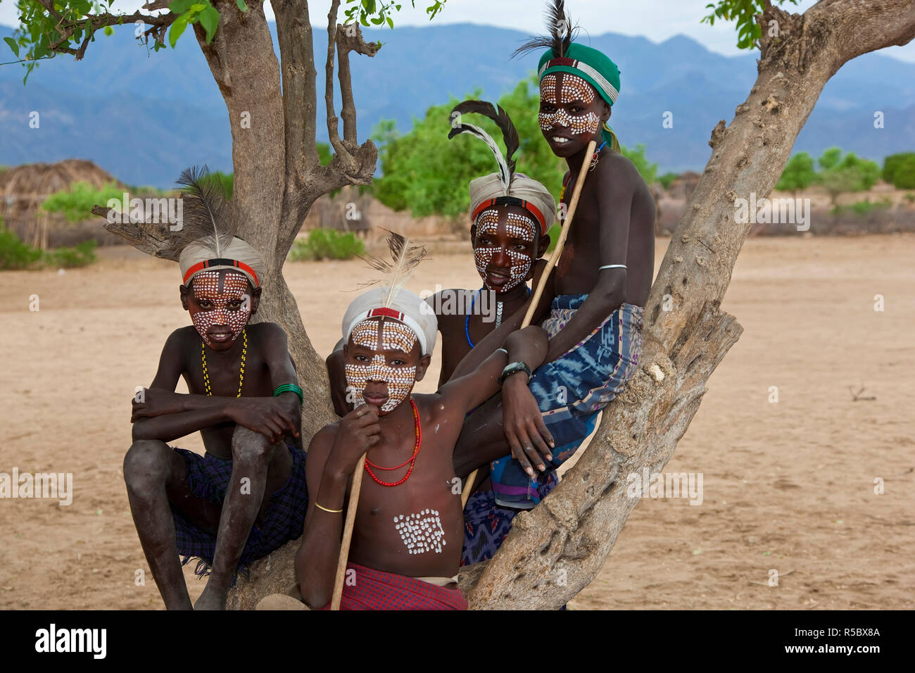 Arbore jungen mit Gesichtsbemalung, Omo-Tal, Äthiopien Stockfoto