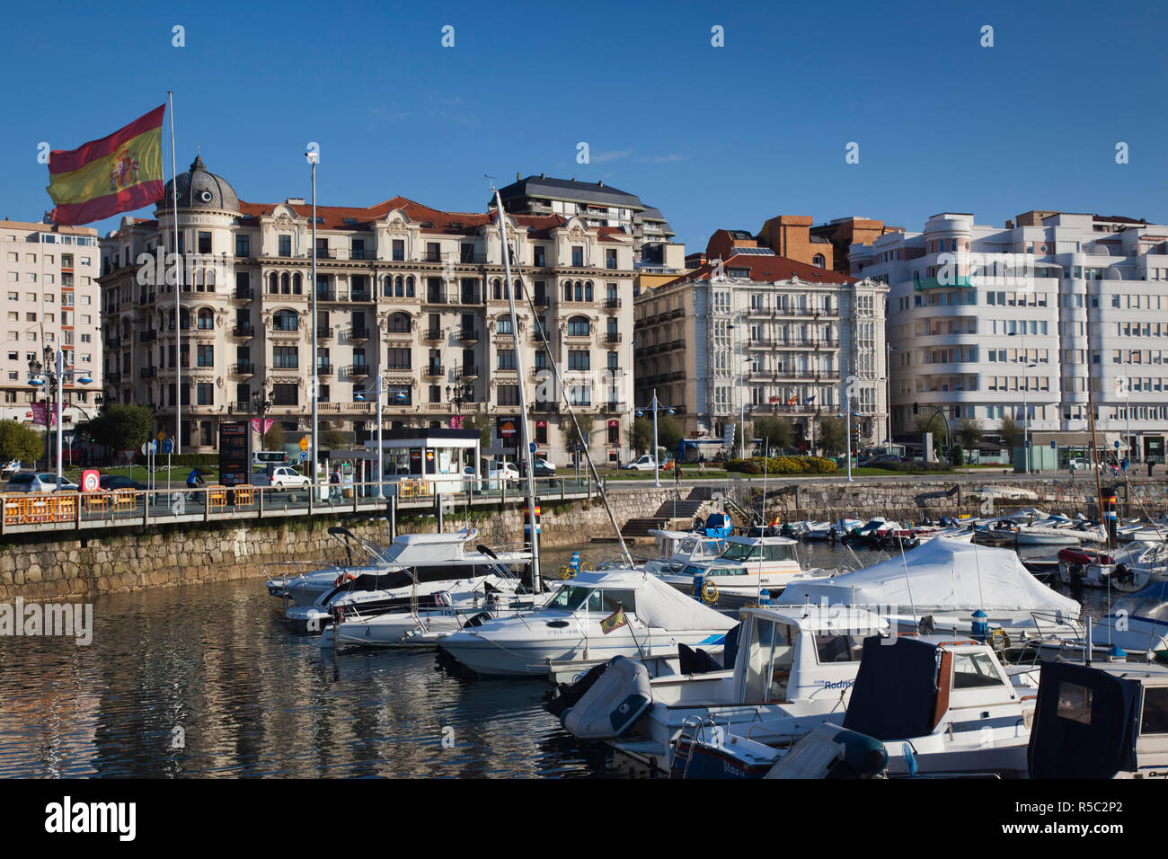 Santander, Waterfront Gebäude, Cantabria Provinz, Region Kantabrien, Spanien Stockfoto