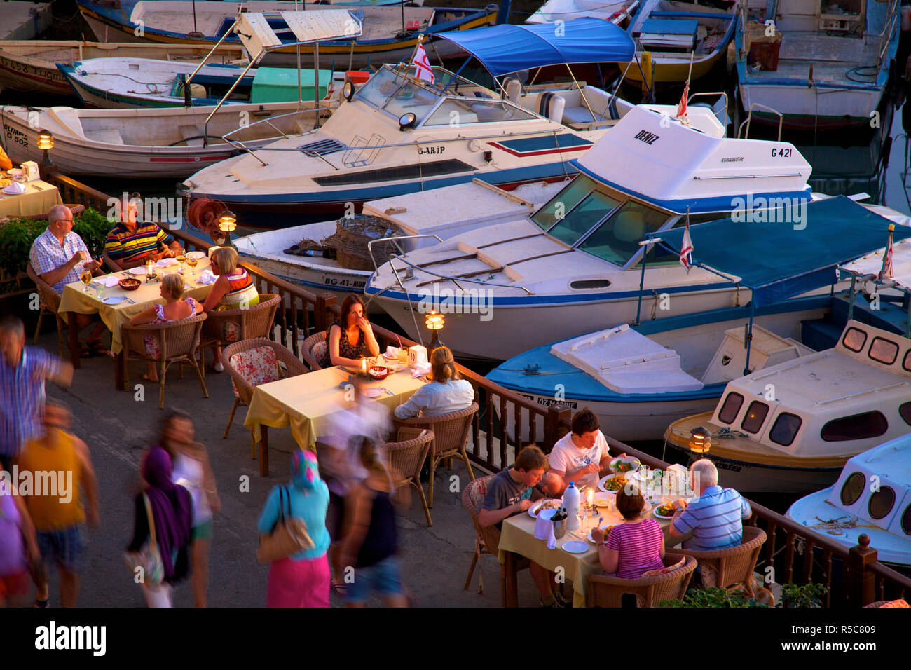 Restaurant, Kyrenia, Hafen, Kyrenia, Nordzypern Stockfoto