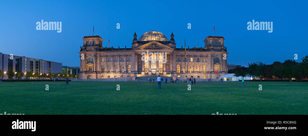 Reichstag (Deutscher Bundestag/Parlament Gebäude), Berlin, Deutschland Stockfoto
