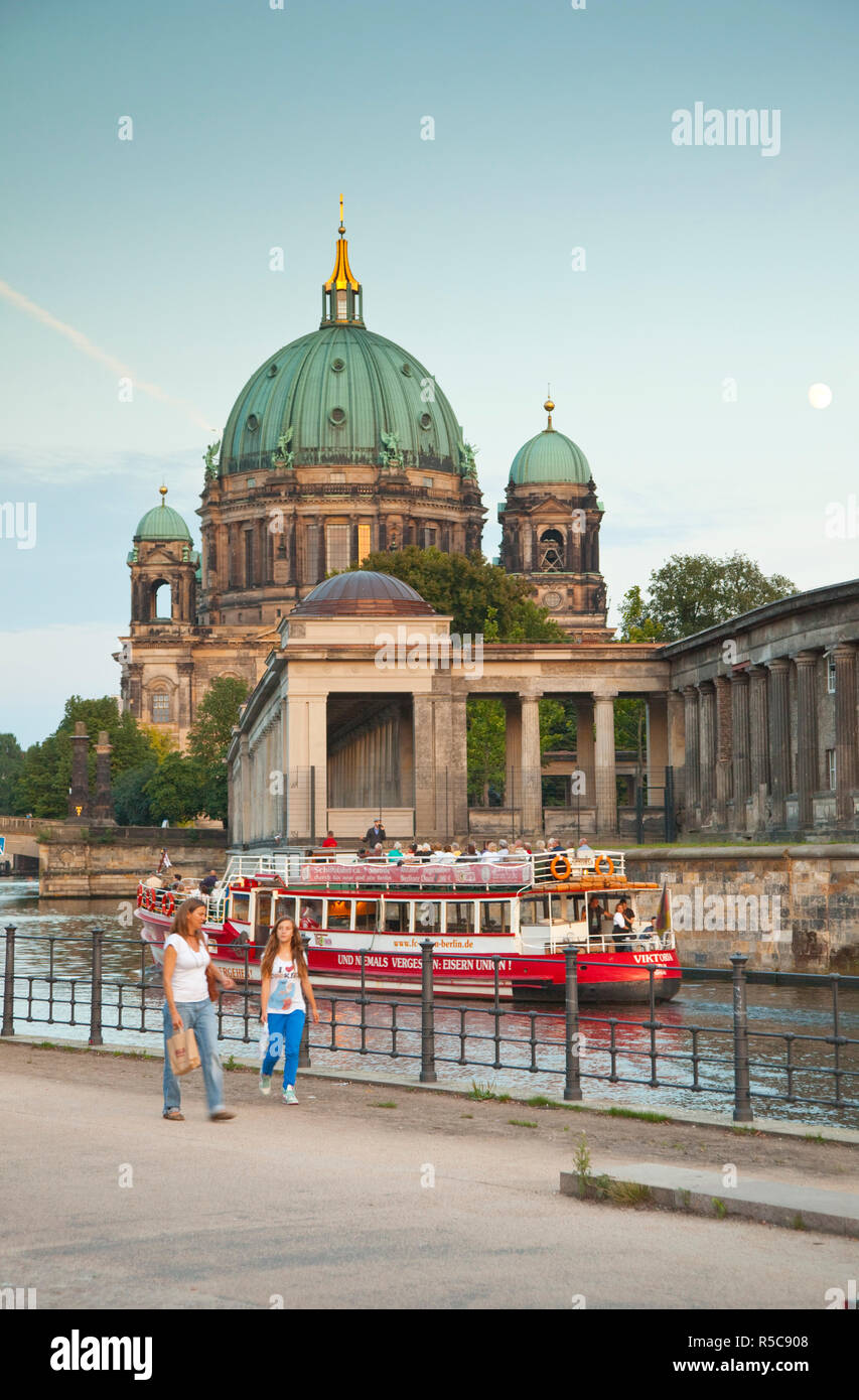 Berliner Dom und die Spree, Berlin, Deutschland Stockfoto