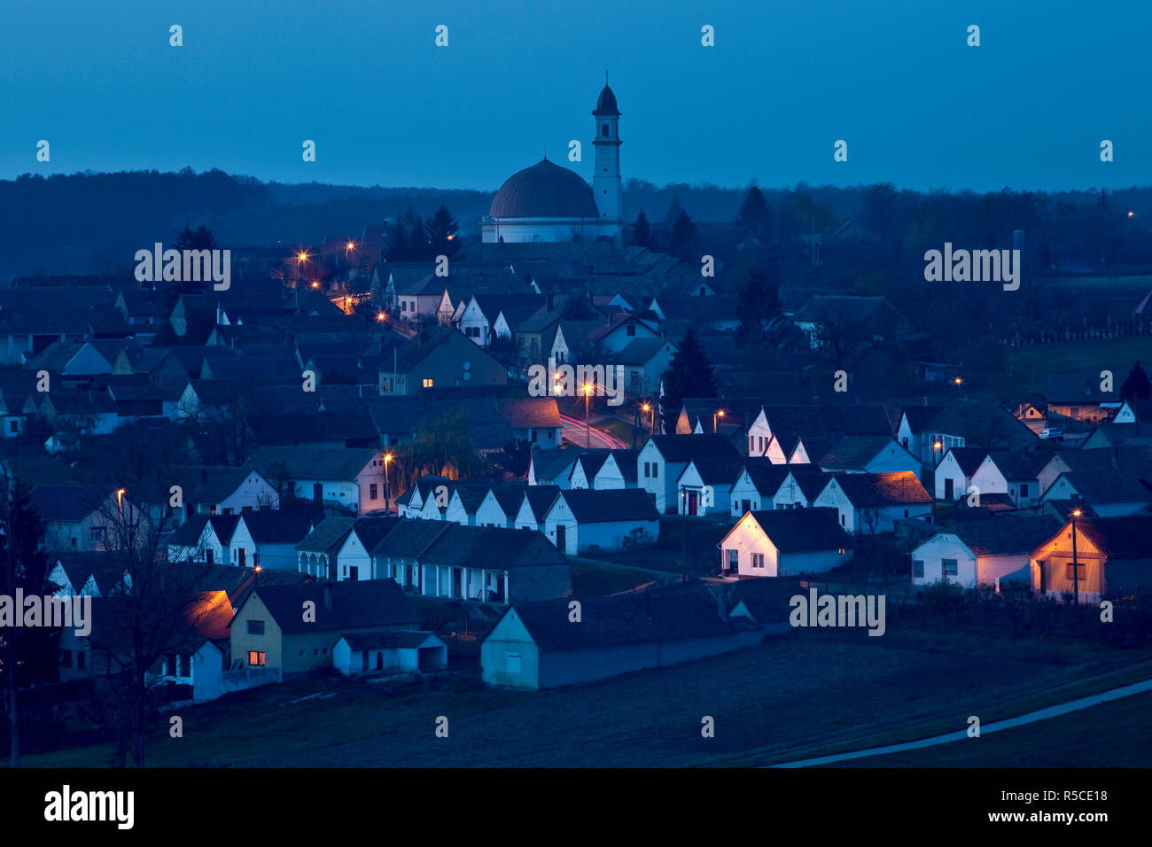 Römisch-katholische Kirche der hl. Elisabeth von Ungarn, Palkonya, Ungarn Stockfoto